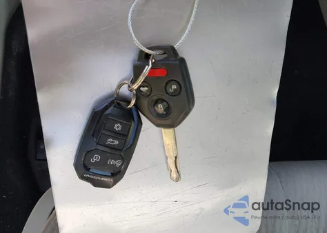 2010 Subaru Outback 2.5I Premium из США, поврежденный, VIN 4S4BRCFC4A3331208